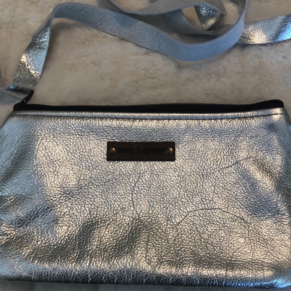 Keep It Gypsy leather silver crossbody with authentic LV patch - Picture 7 of 7
